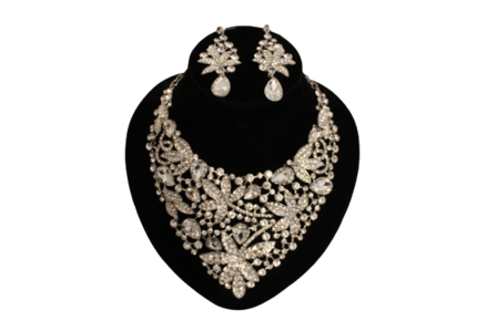 Dames sieraden set wit ketting in oorbellen